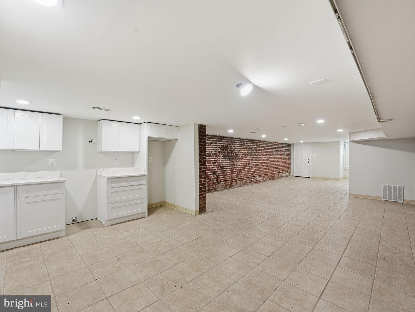 1934 1st Street NW photo 23