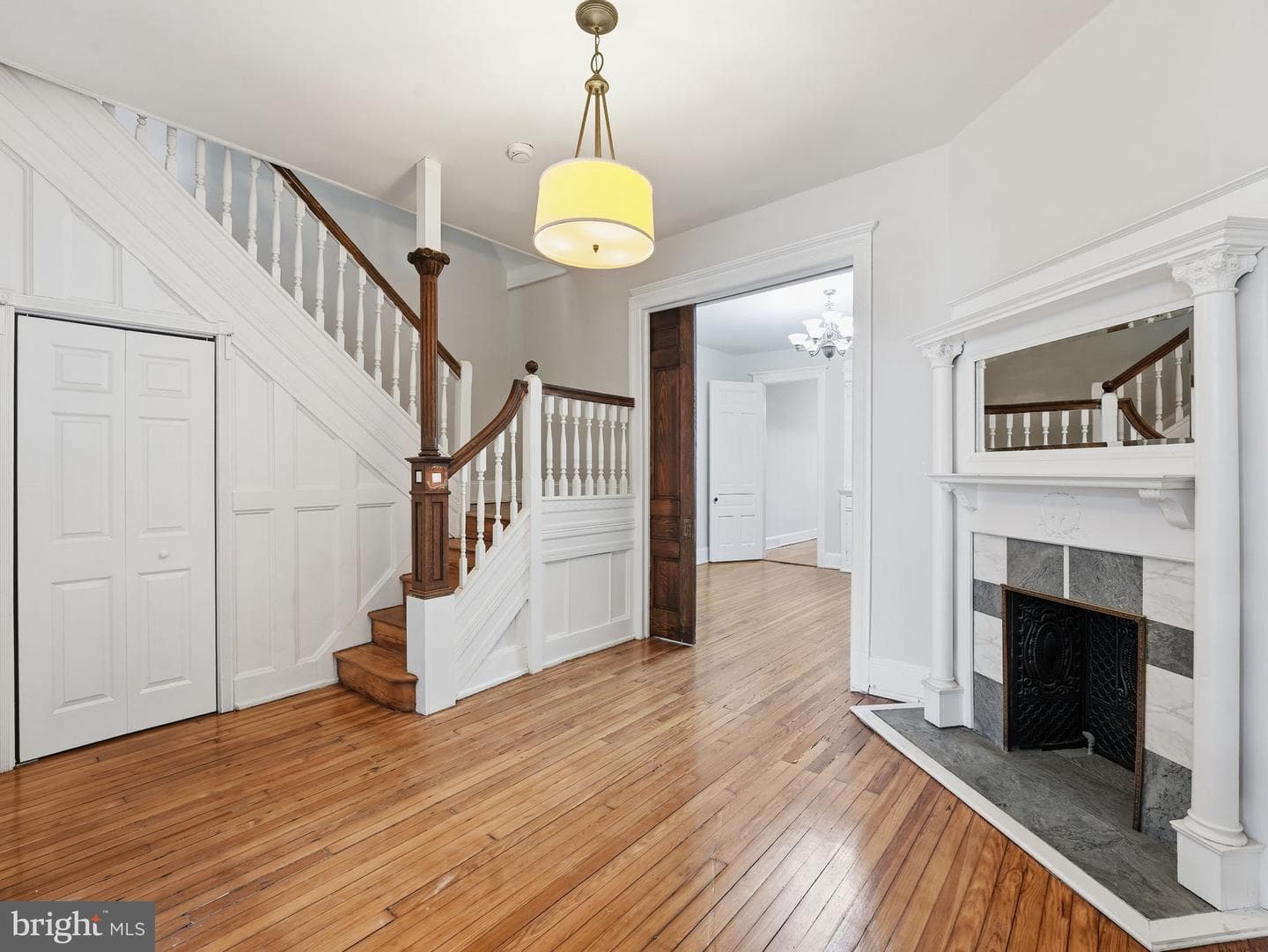 1934 1st Street NW photo 7
