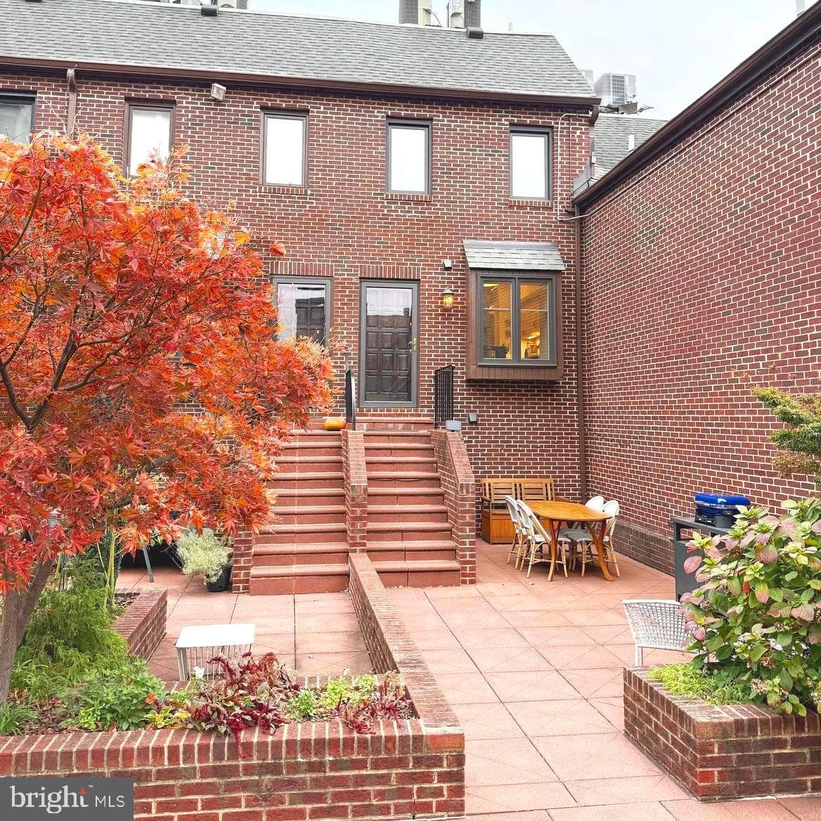 1715 15th Street NW #41 photo 2