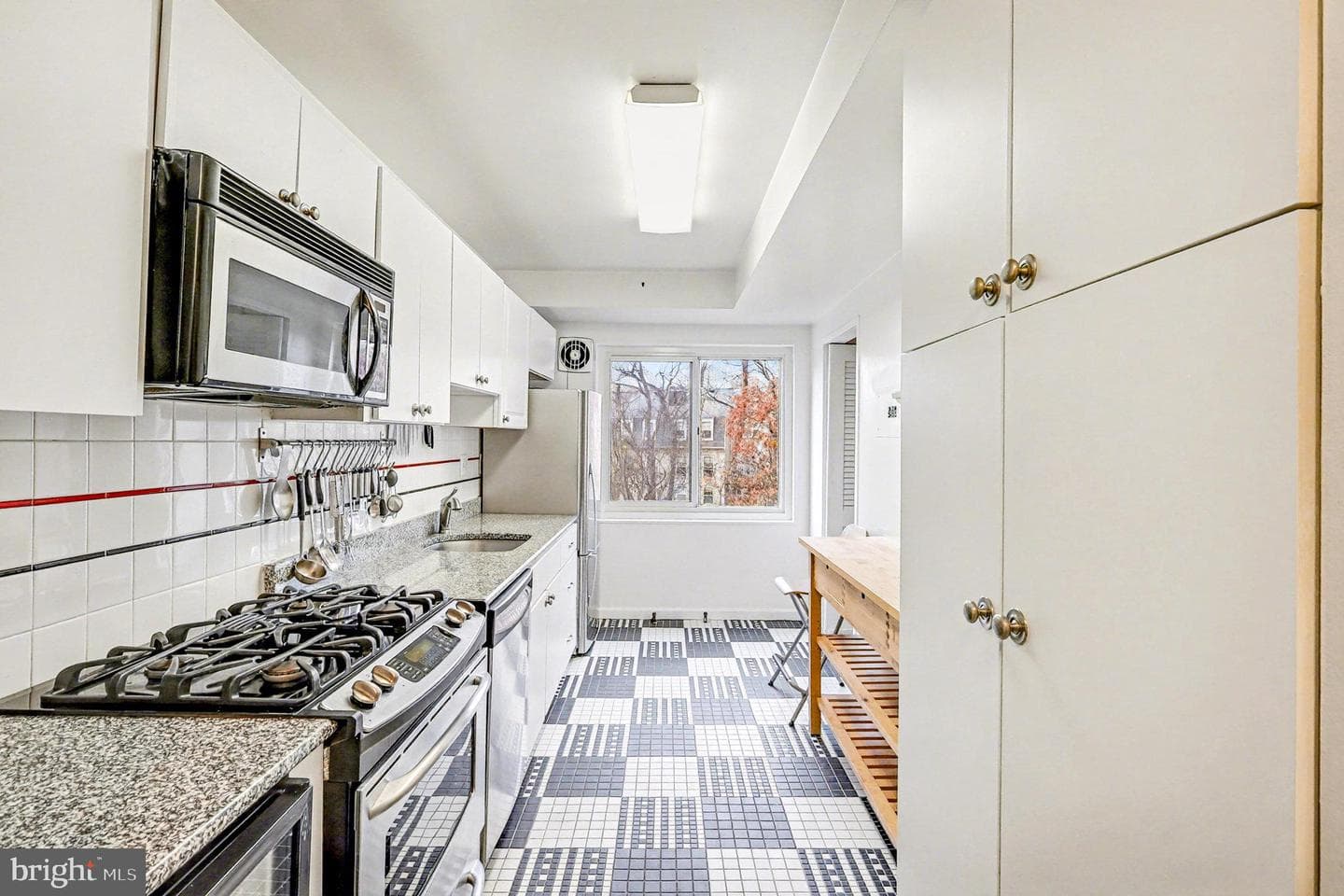 4201 Cathedral Avenue NW #801w photo 17
