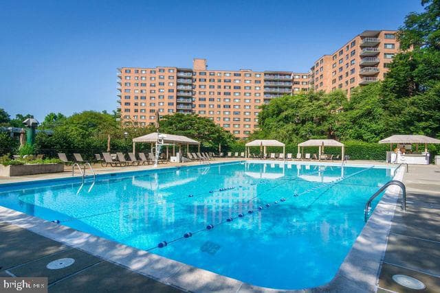 4201 Cathedral Avenue NW #801w photo 41