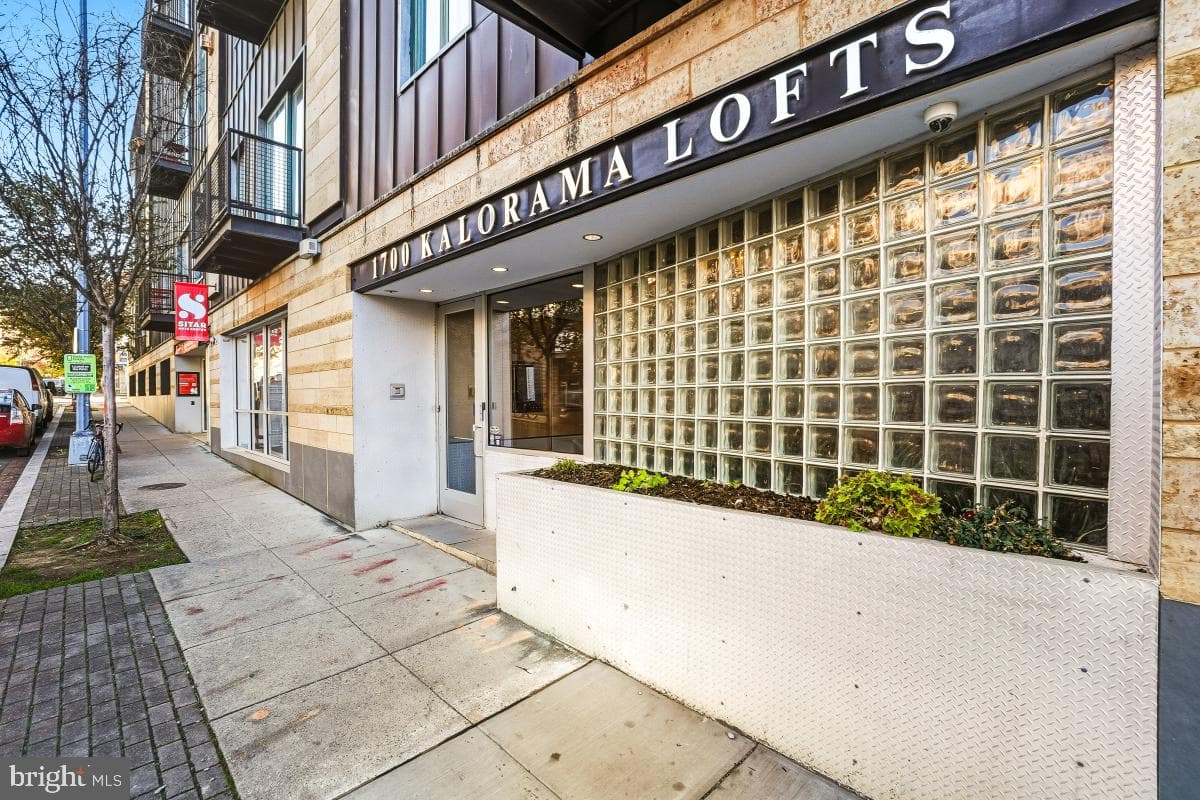 1700 Kalorama Road NW #407 photo 30