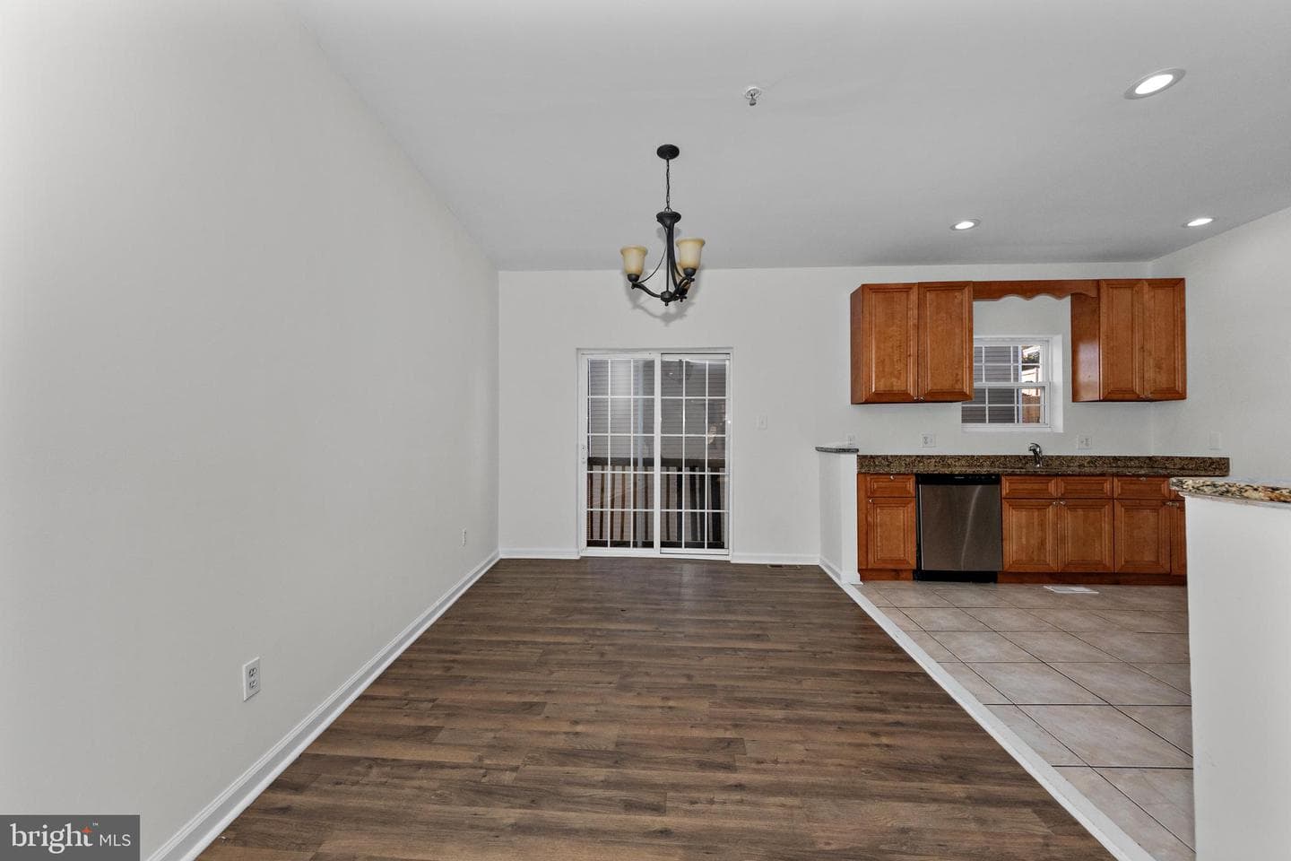 2409 Bryan Place SE photo 18