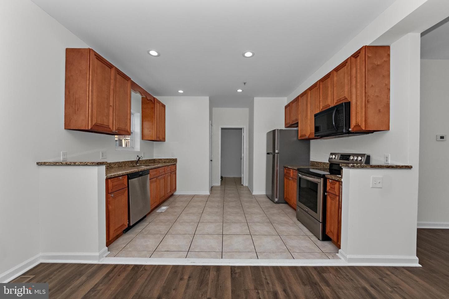 2409 Bryan Place SE photo 21