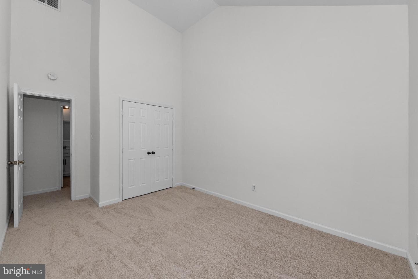2409 Bryan Place SE photo 35