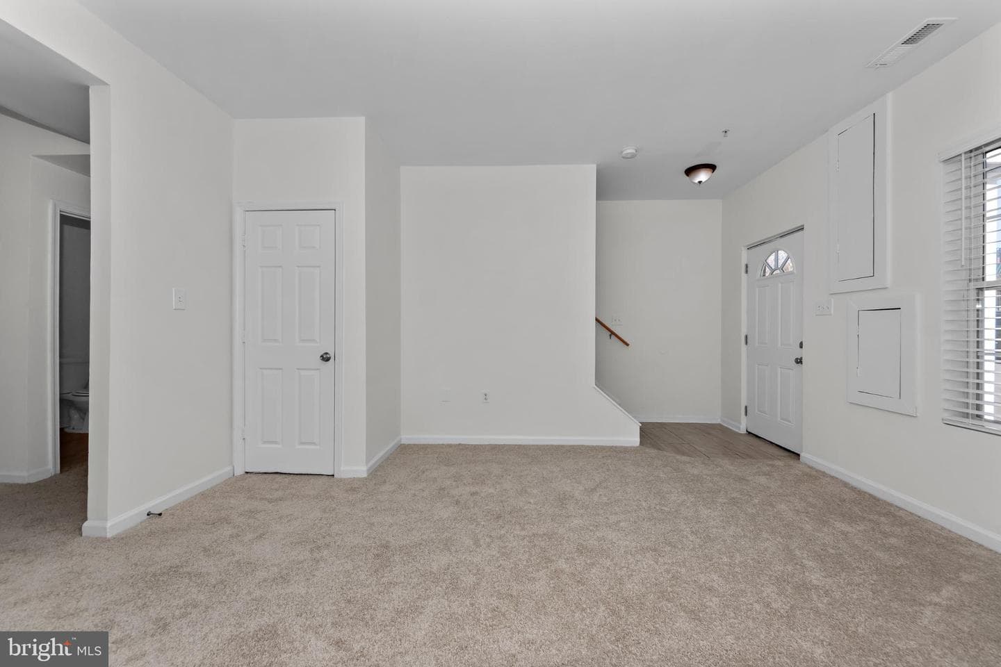 2409 Bryan Place SE photo 6