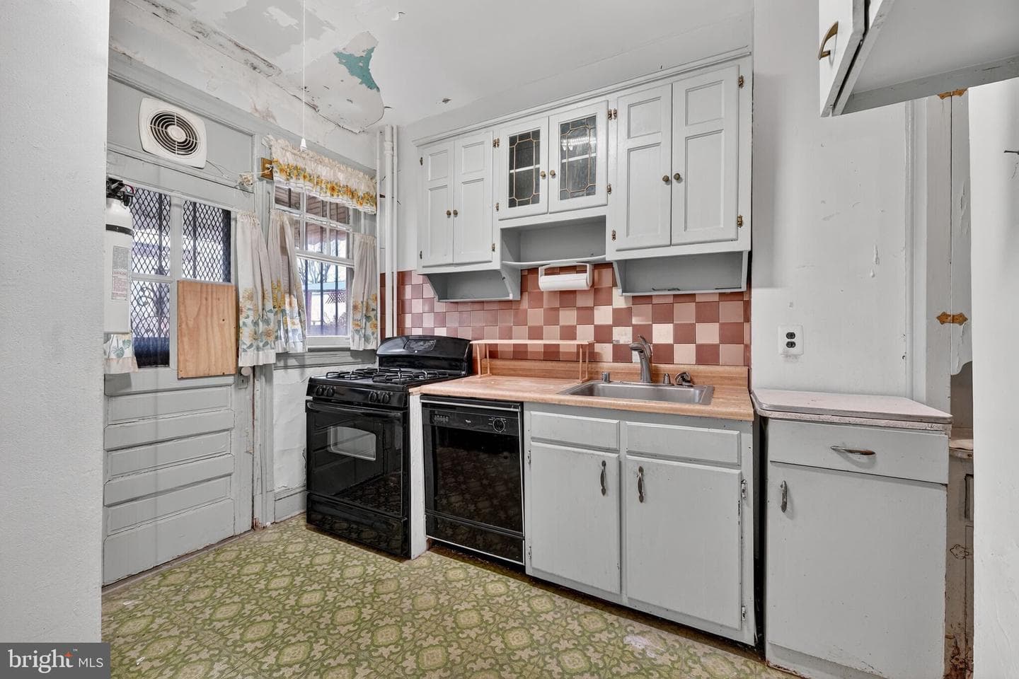 1424 Taylor Street NW photo 6