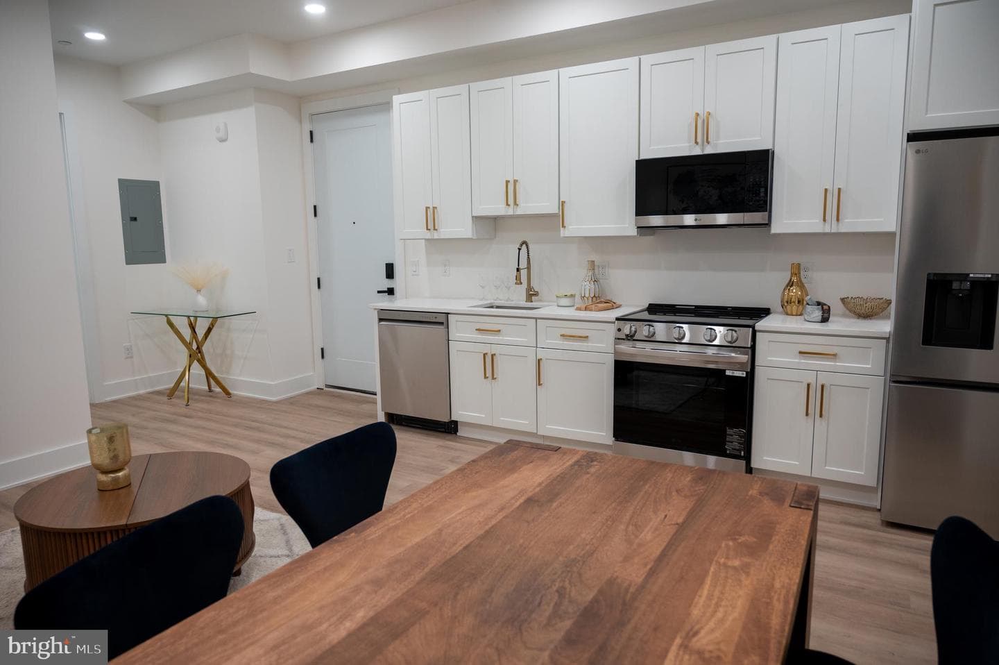 2105 M Street NE #10 photo 6