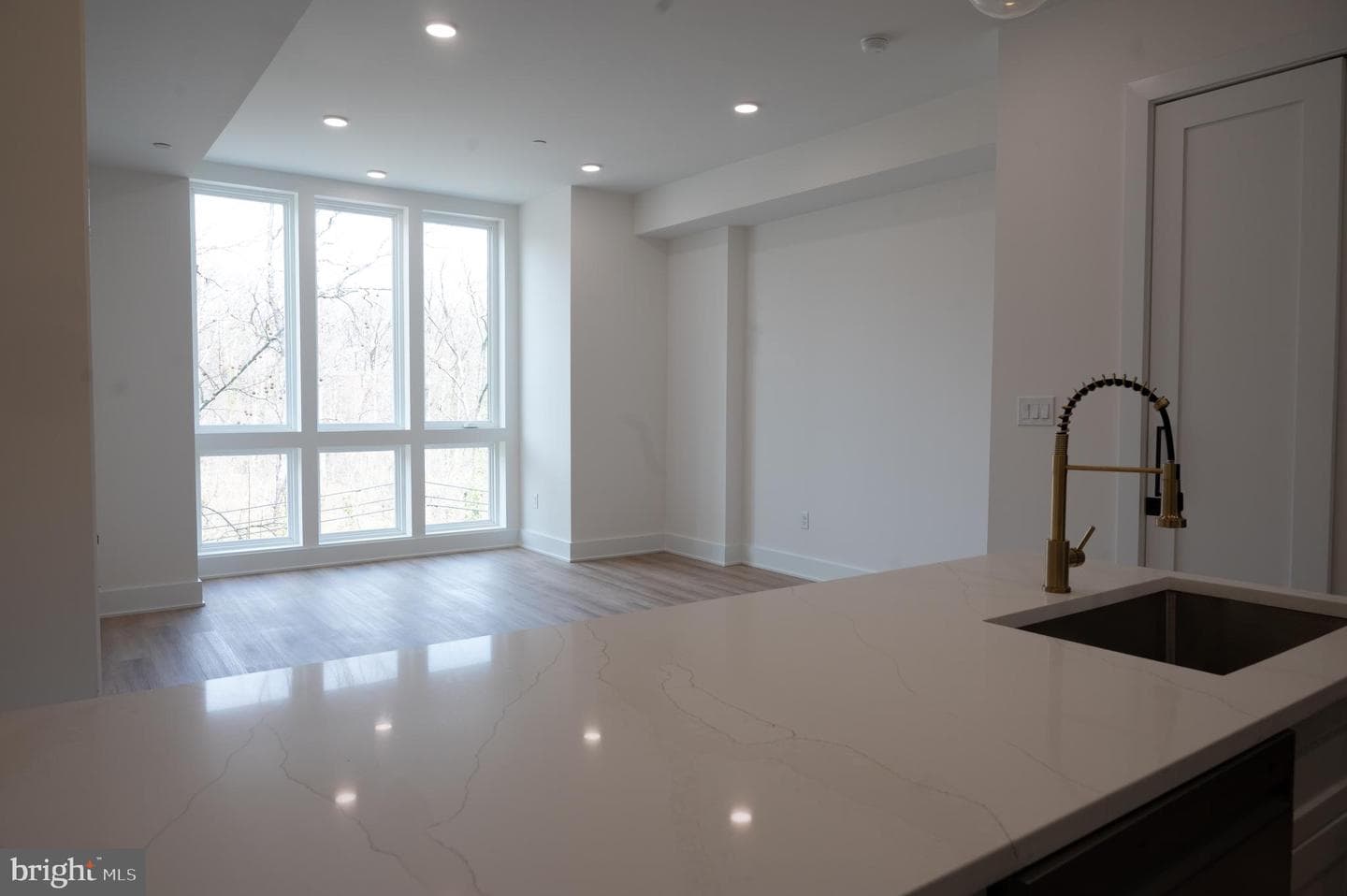 2105 M Street NE #12 photo 2