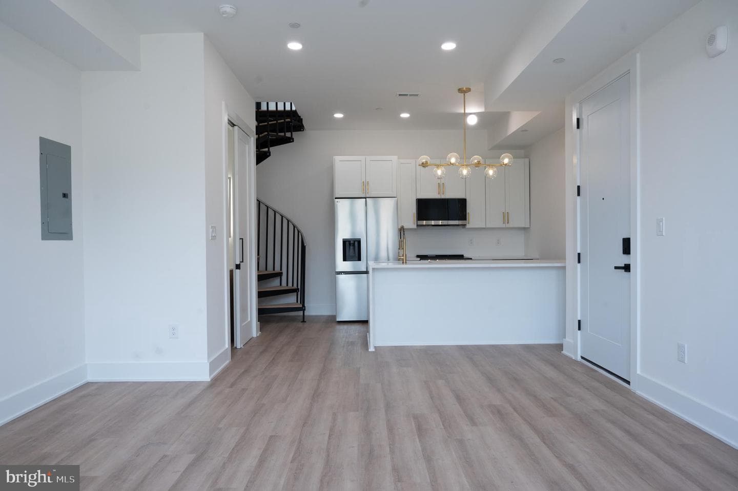 2105 M Street NE #12 photo 7