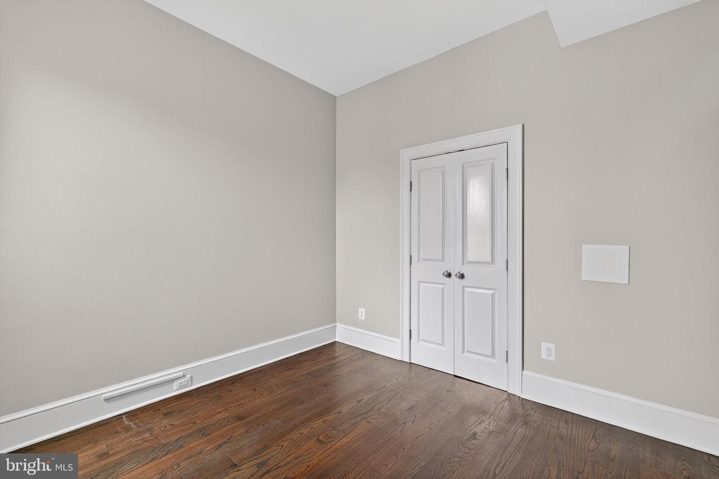 114 4th Street NE photo 20