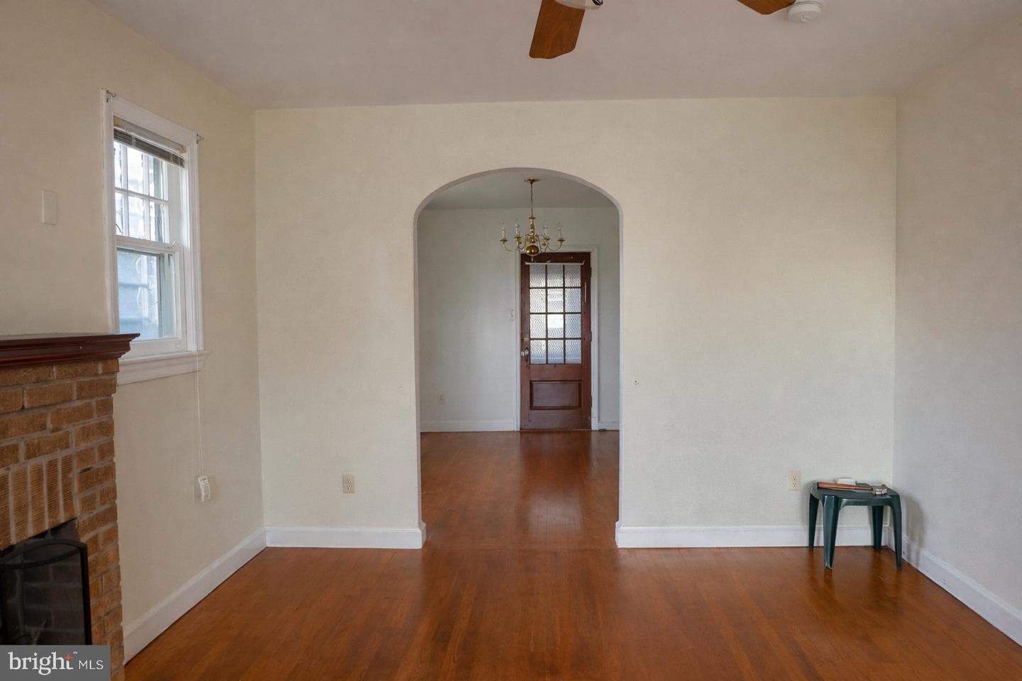1464 Morris Road SE photo 4