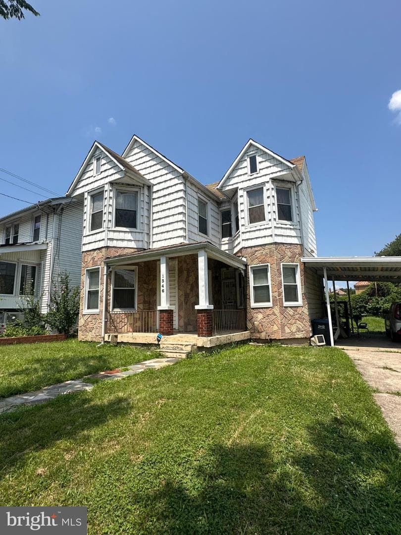 1346 Franklin Street NE photo 2