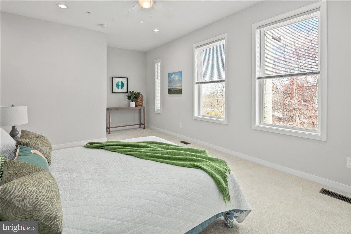 2503 Burns Street SE photo 38