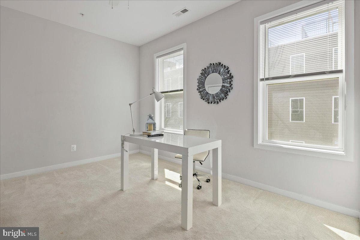 2503 Burns Street SE photo 7