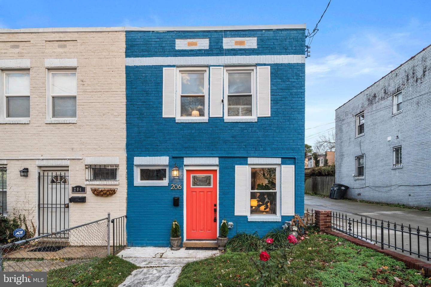 206 34th Street SE photo 1