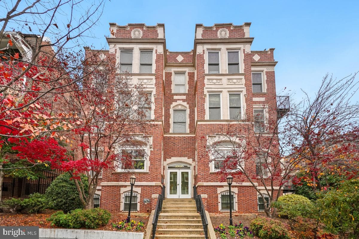 1807 California Street NW #305, Washington