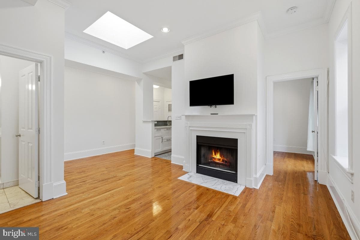 1807 California Street NW #305 photo 15