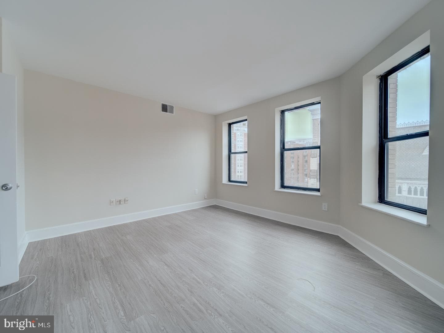 1115 12th Street NW #601 photo 24
