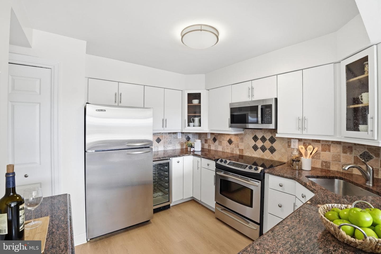 1080 Wisconsin Avenue NW #305 photo 11