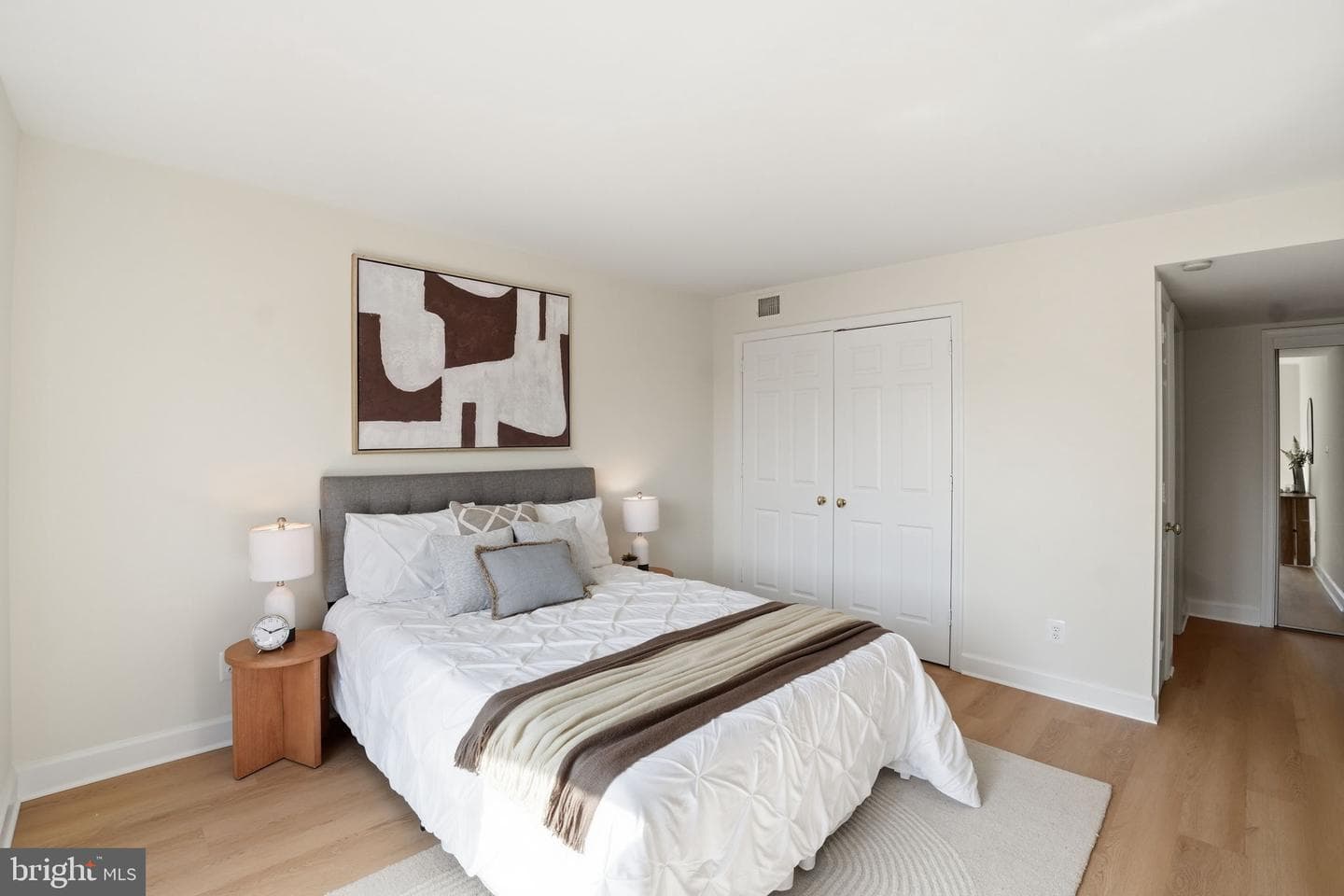 1080 Wisconsin Avenue NW #305 photo 15