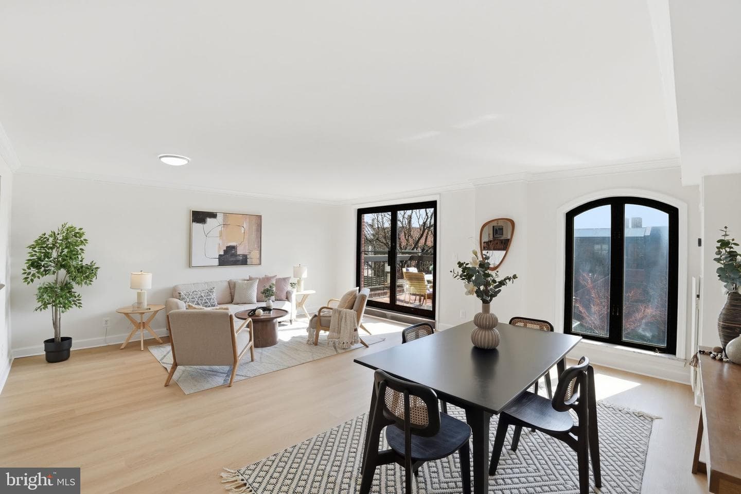 1080 Wisconsin Avenue NW #305 photo 6