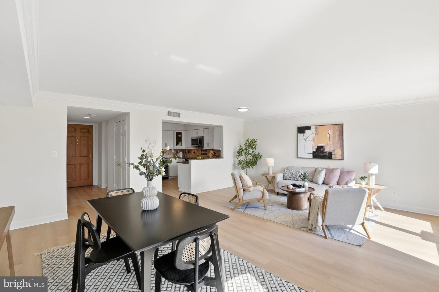 1080 Wisconsin Avenue NW #305 photo 7
