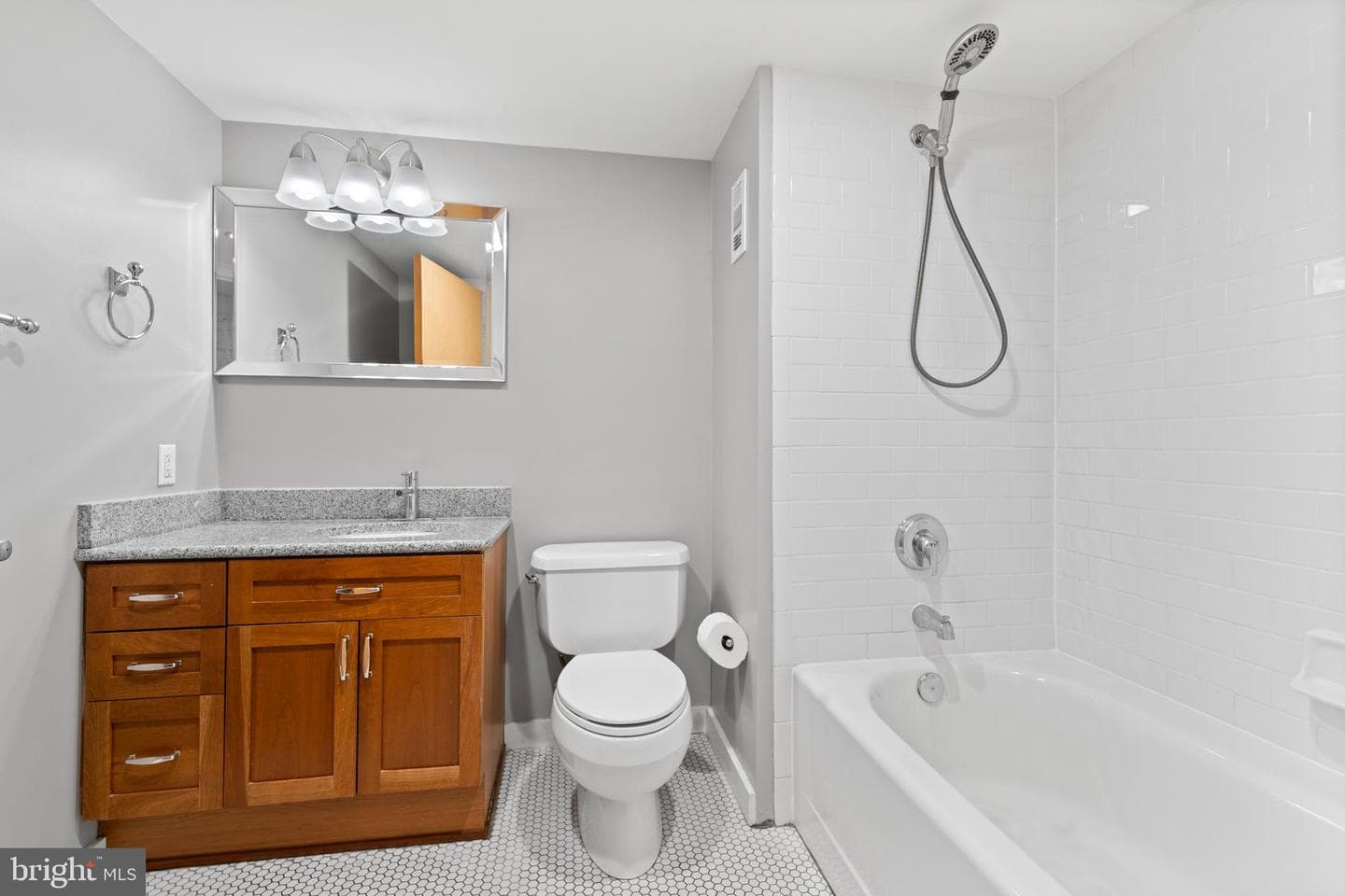 440 12th Street NE #210 photo 16