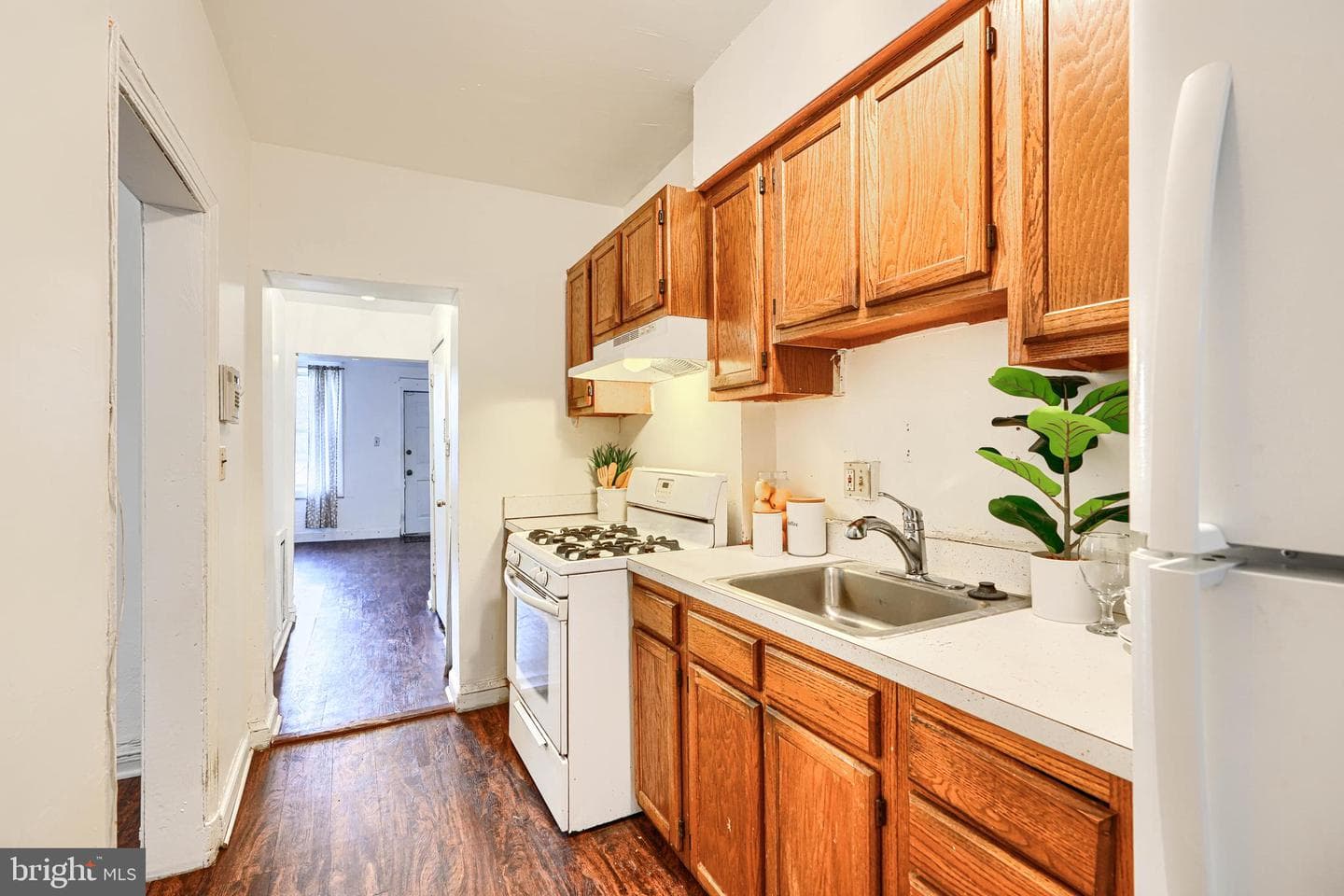 537 42nd Street NE photo 17
