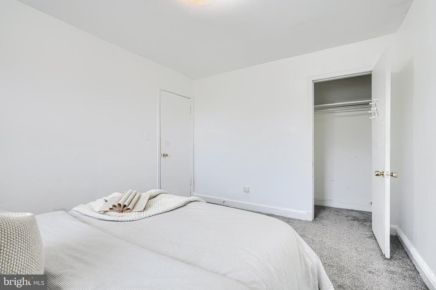 537 42nd Street NE photo 31