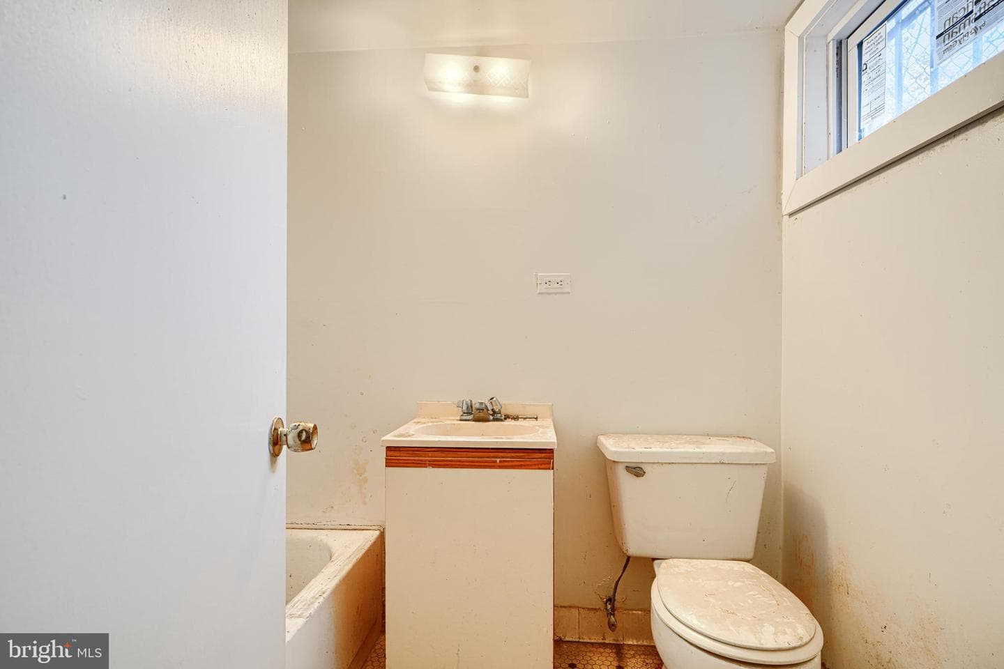 537 42nd Street NE photo 42