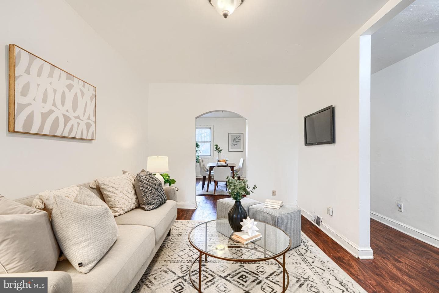 537 42nd Street NE photo 8