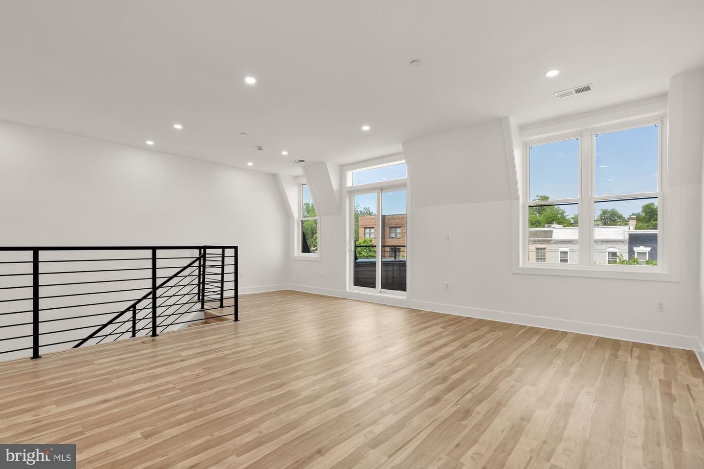 1251 Morse Street NE #ph photo 6