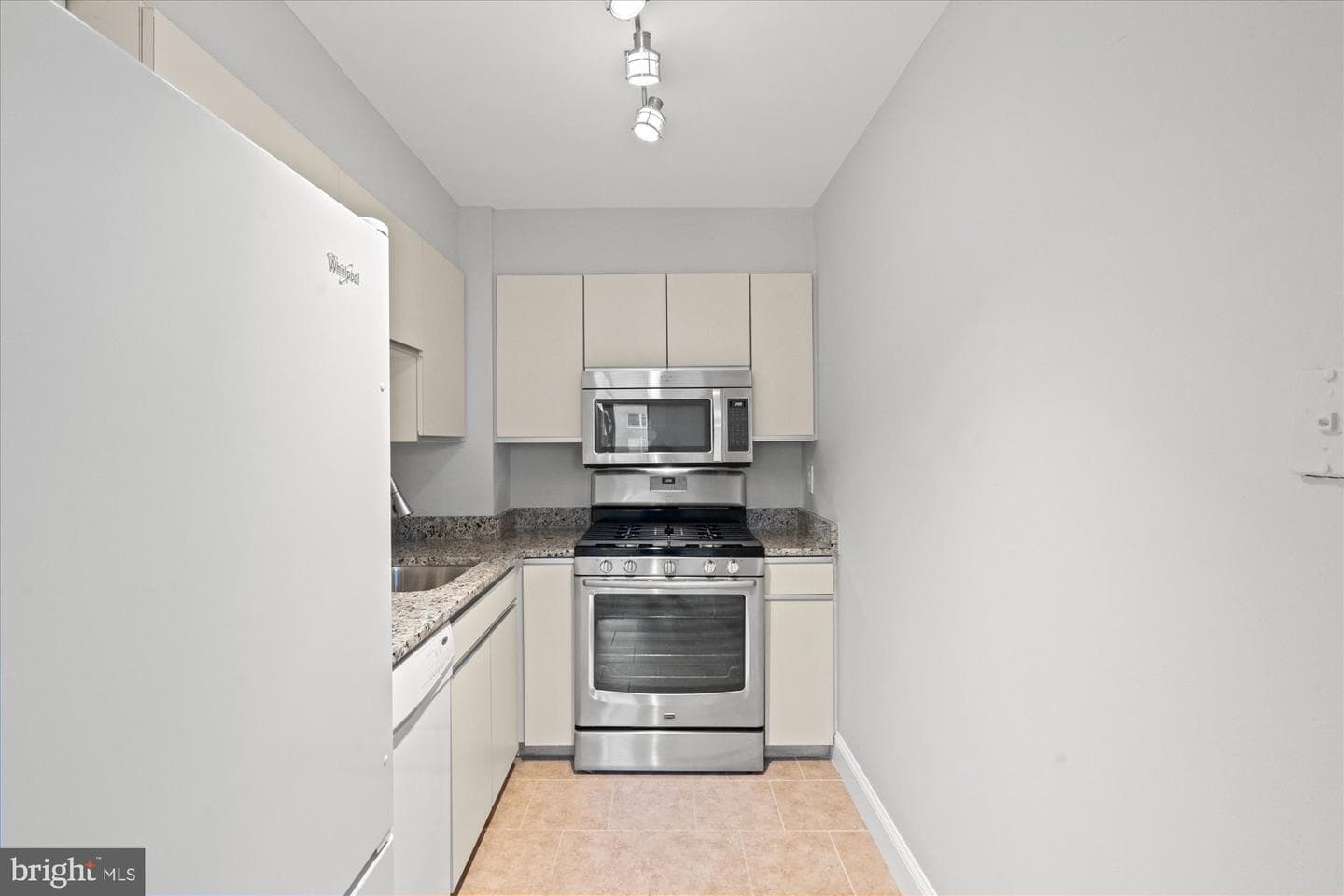 1245 13th Street NW #508 photo 6