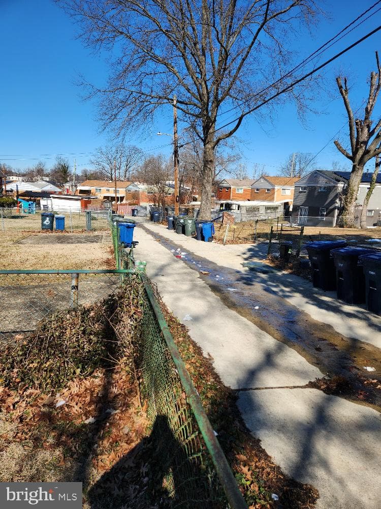 1108 Chaplin Street SE photo 33