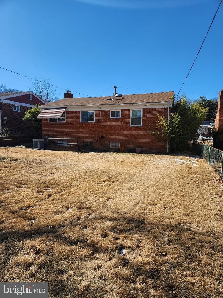 1108 Chaplin Street SE photo 34