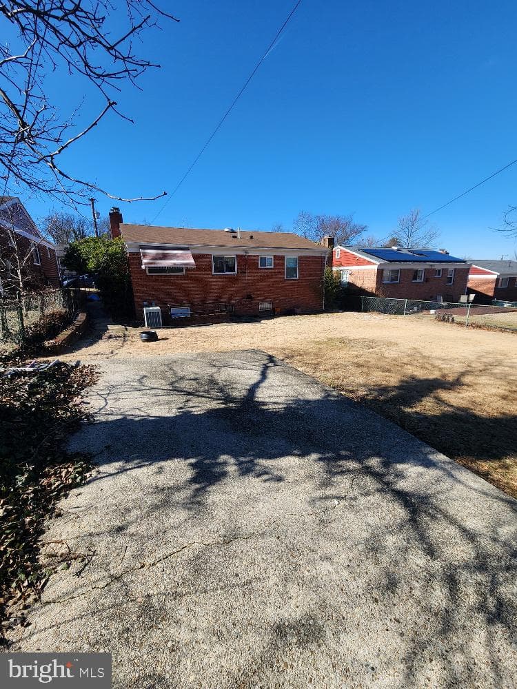 1108 Chaplin Street SE photo 35