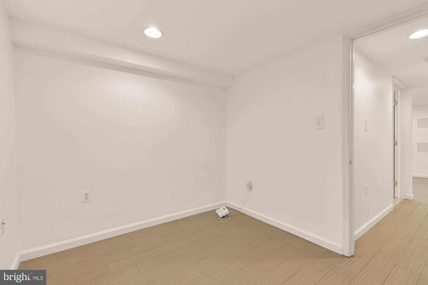 1923 1st Street NE photo 35