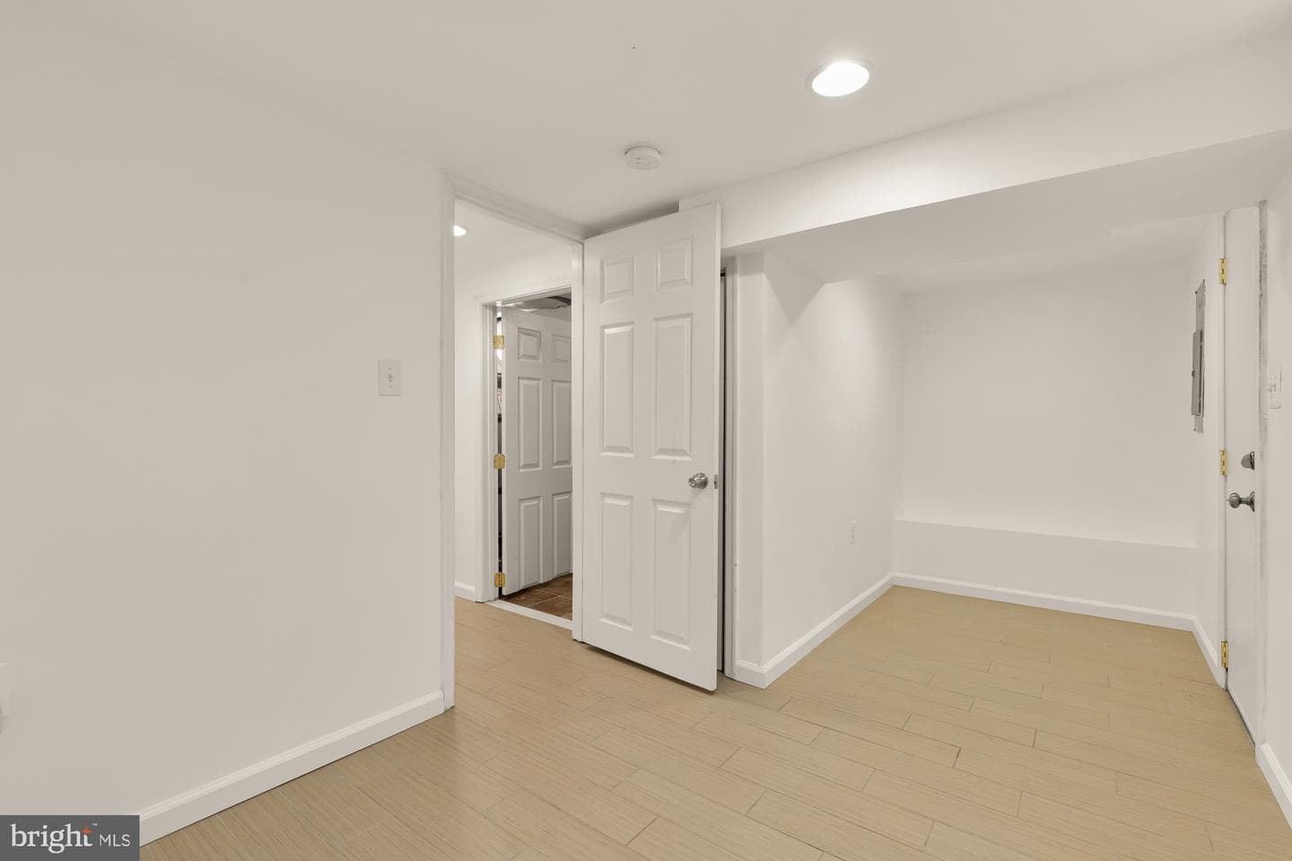 1923 1st Street NE photo 37