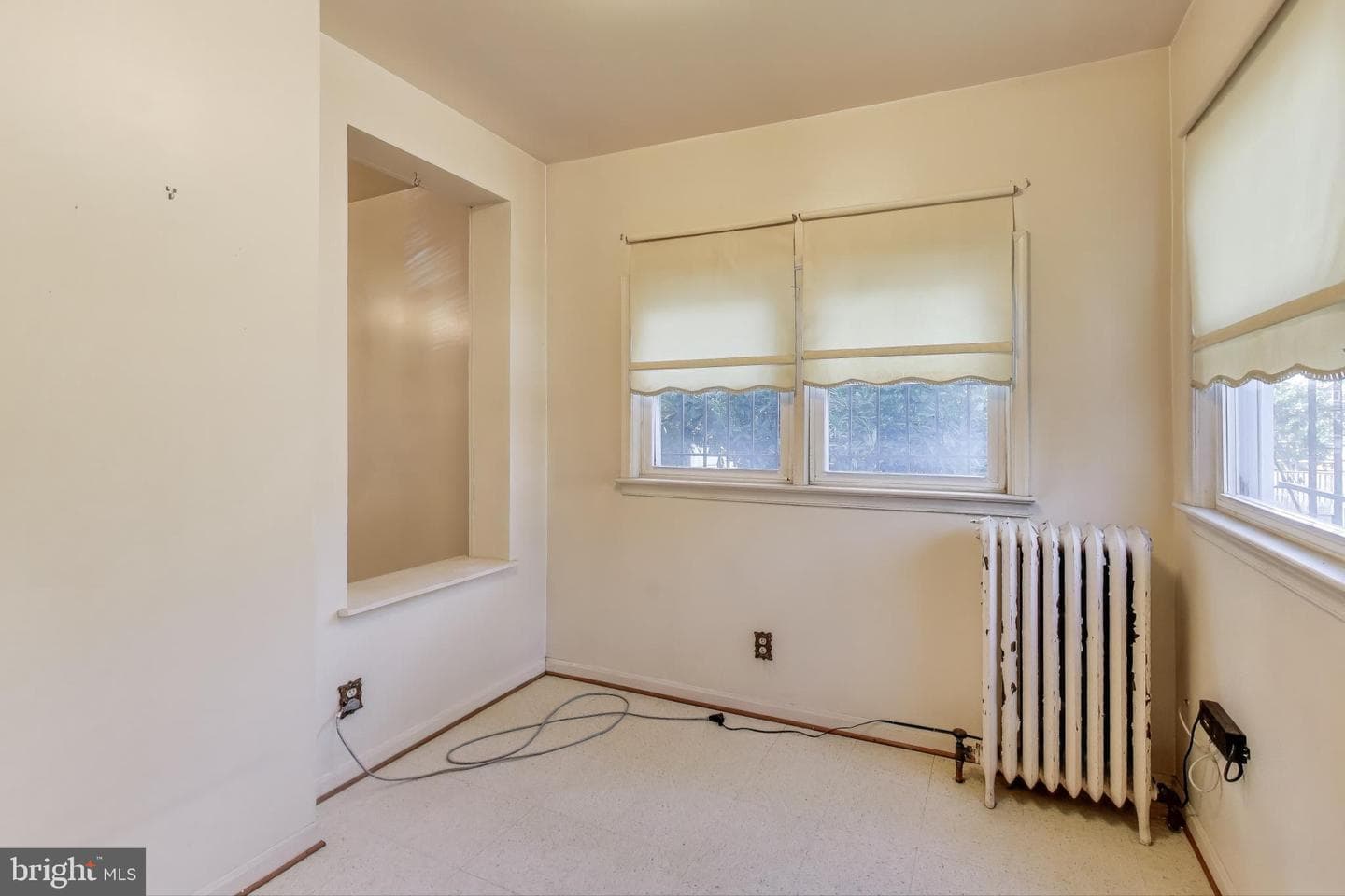 1311 Longfellow Street NW photo 11