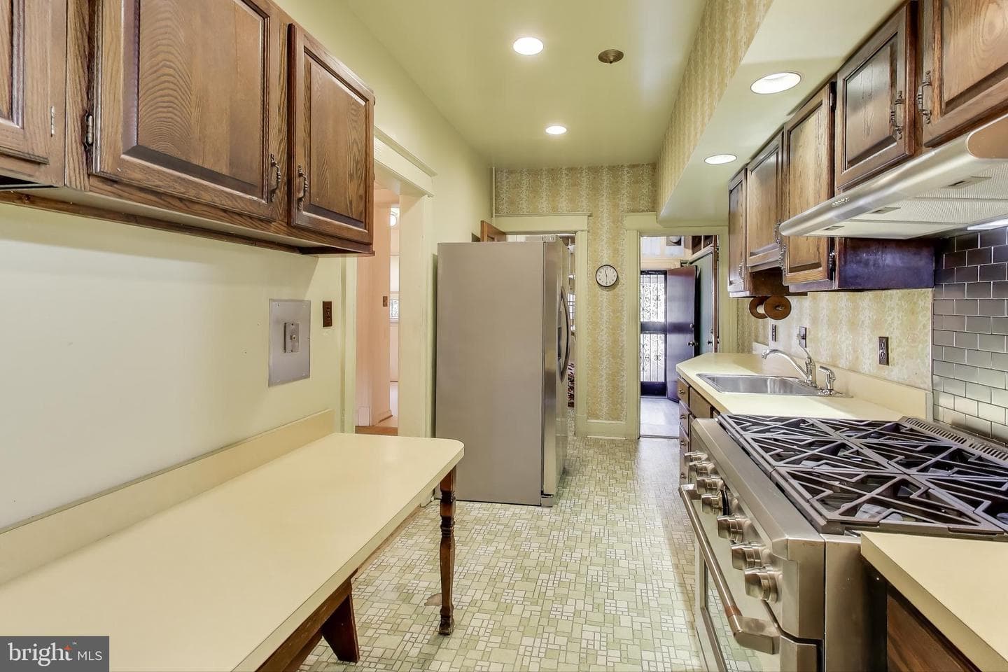 1311 Longfellow Street NW photo 13