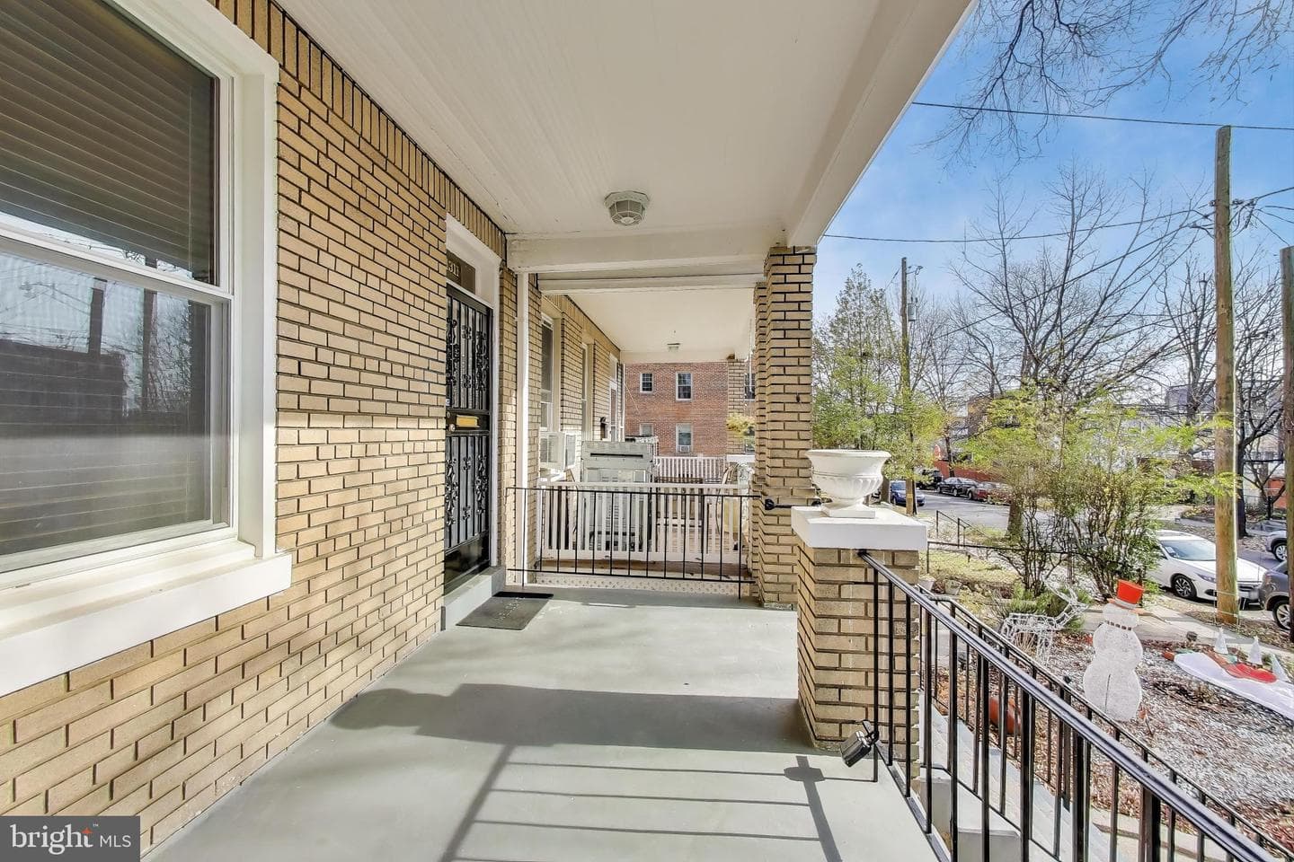 1311 Longfellow Street NW photo 4