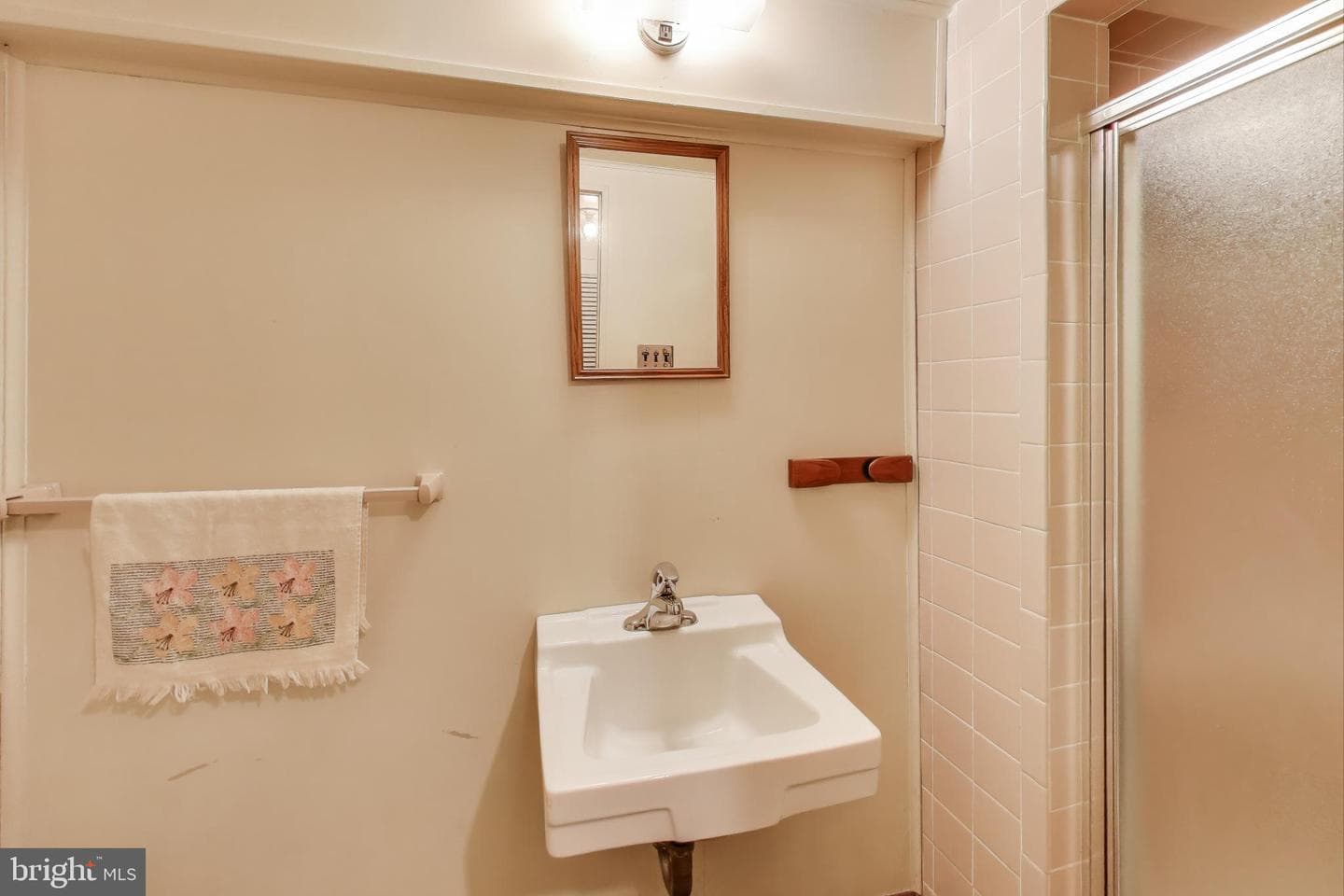 1311 Longfellow Street NW photo 43