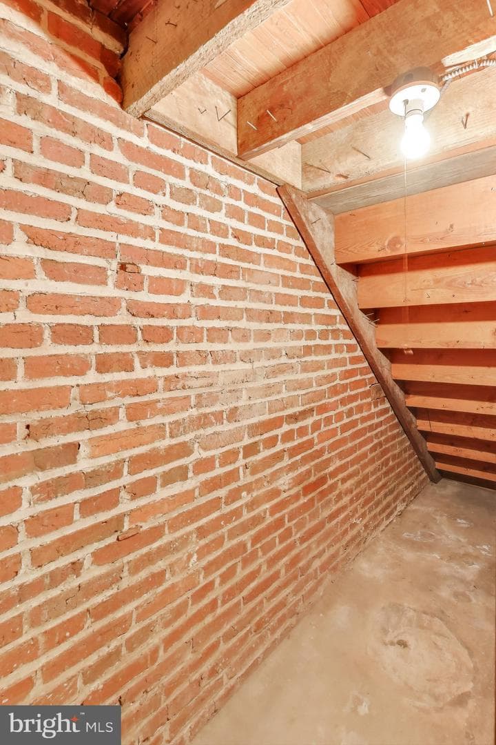 1311 Longfellow Street NW photo 46