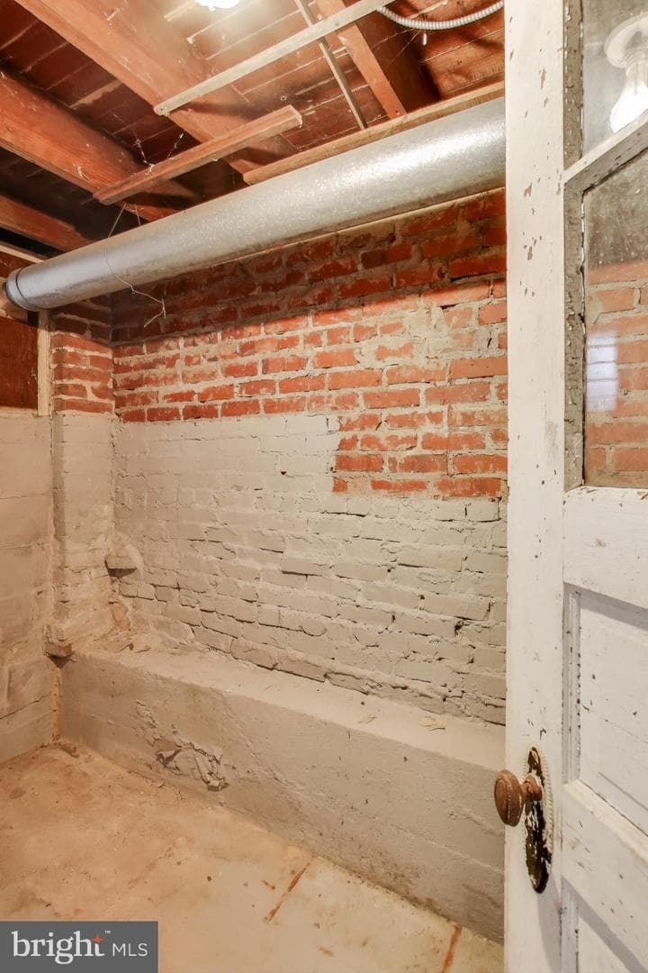 1311 Longfellow Street NW photo 49