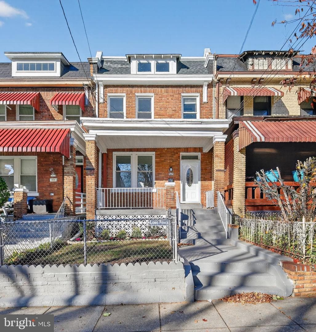 909 Decatur Street NW photo 3