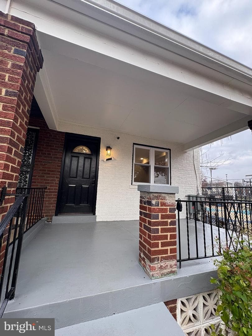 2325 14th Street NE photo 25