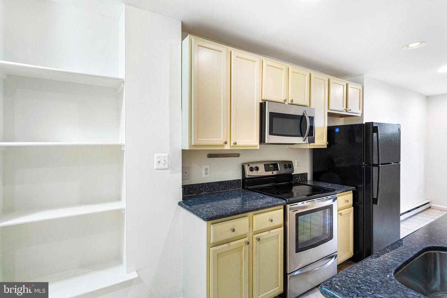 314 K Street NE photo 38
