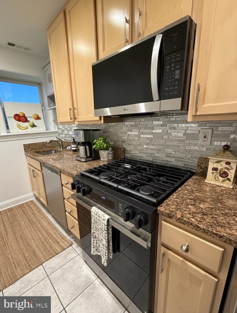 1827 1st Street NW #1 photo 6