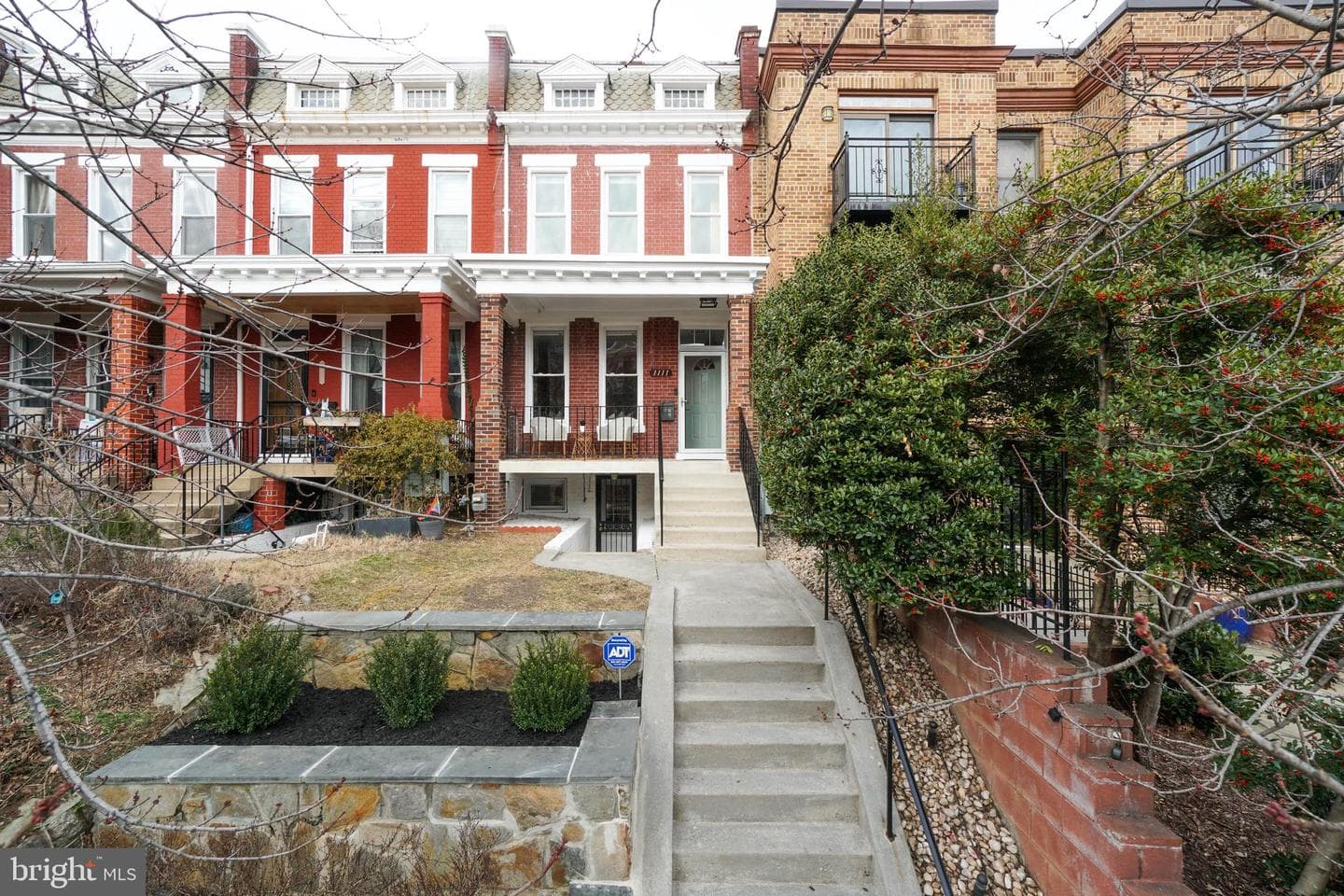 1111 Fairmont Street NW photo 2